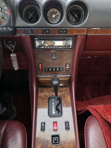 Mercedes-benz-Other-1987-White-Burgundy-5