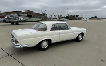 Mercedes-benz-Se-1967-Cream-Saddle-4