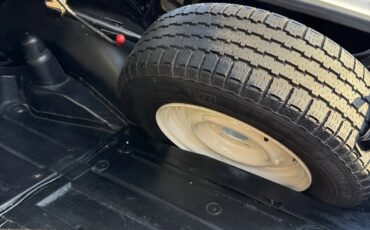 Mercedes-benz-Se-1967-Cream-Saddle-7