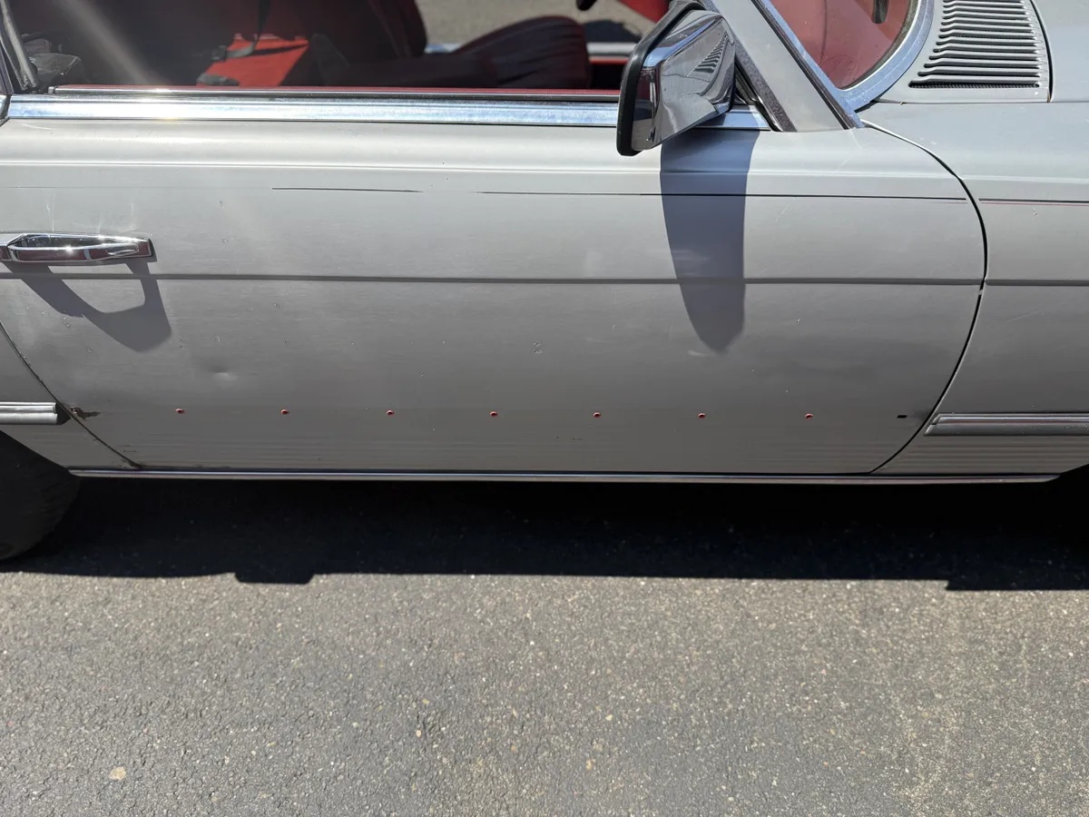 Mercedes-benz-Sl-class-1978-Grey-Red-15