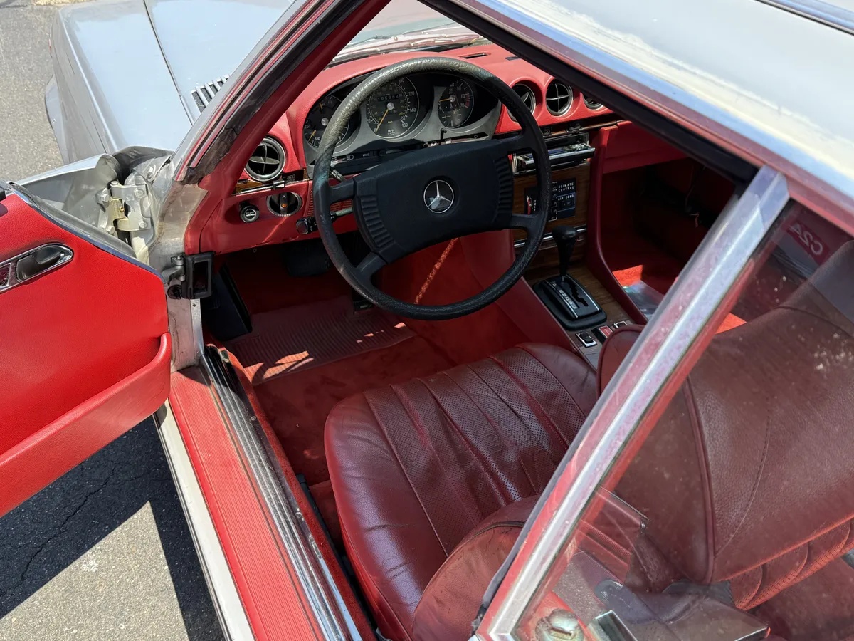 Mercedes-benz-Sl-class-1978-Grey-Red-9