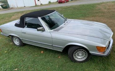 Mercedes-benz-Sl-class-1980-Silver-Black-14