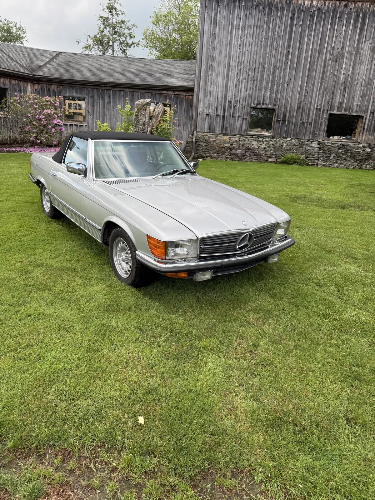 Mercedes-benz-Sl-class-1980-Silver-Black-6