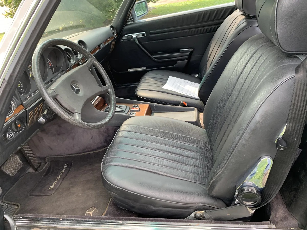 Mercedes-benz-Sl-class-1980-Silver-Black-8