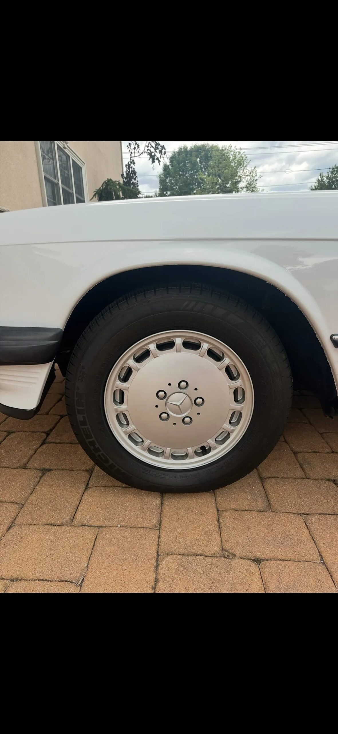 Mercedes-benz-Sl-class-1986-White-Blue-16