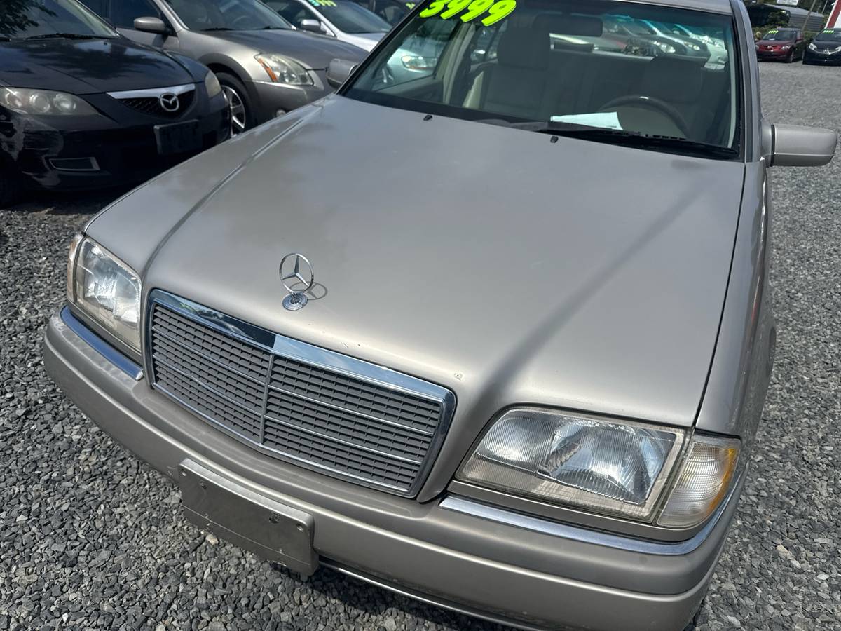 Mercedes-benz-c-class-1995-custom-29