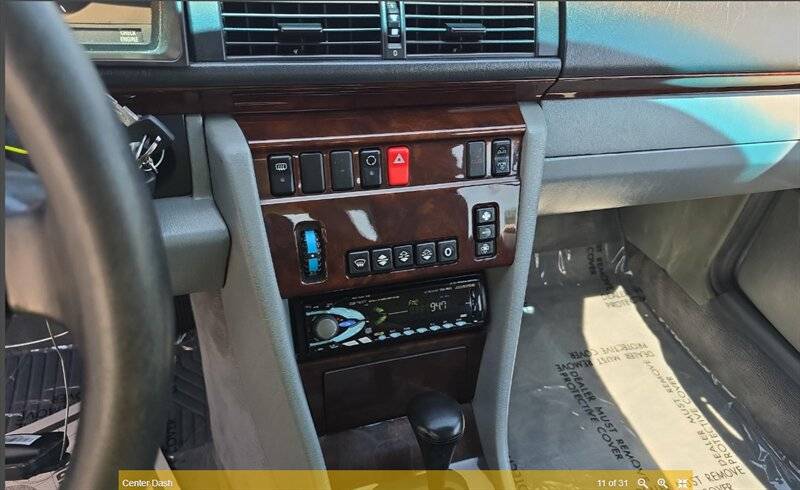 Mercedes-benz-e-320-1994-black-15