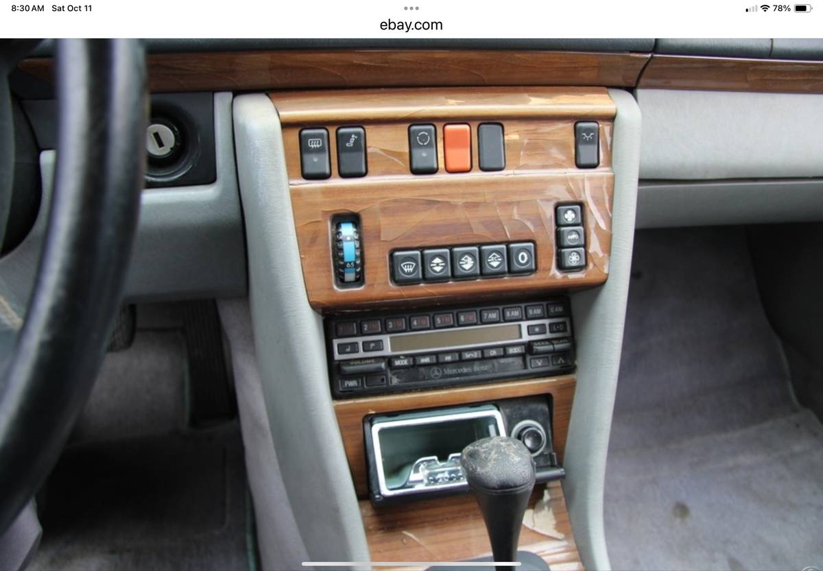 Mercedes-benz-e-class-1991-grey-15
