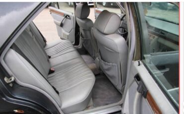 Mercedes-benz-e-class-1991-grey-19