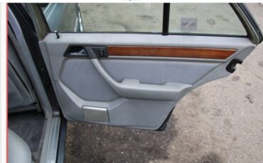Mercedes-benz-e-class-1991-grey-23