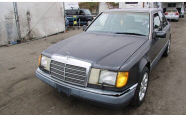 Mercedes-benz-e-class-1991-grey-4
