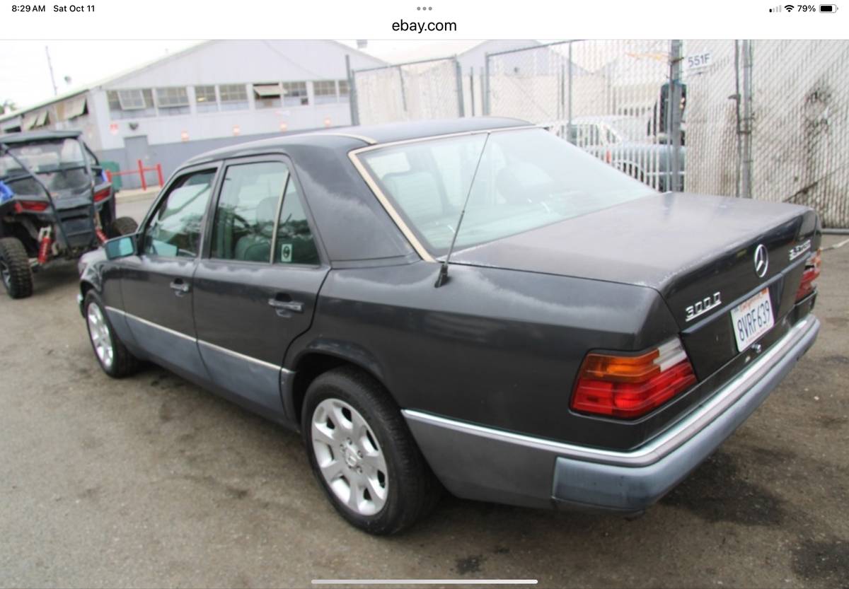 Mercedes-benz-e-class-1991-grey-6