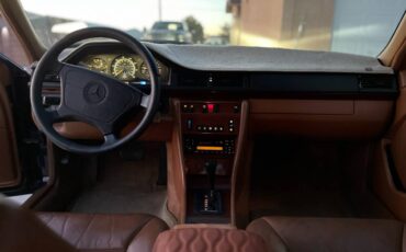 Mercedes-benz-e-class-1995-blue-19