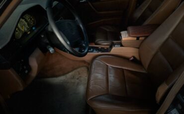 Mercedes-benz-e-class-1995-blue-4