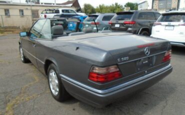 Mercedes-benz-e-class-1995-grey-13