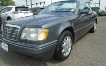 Mercedes-benz-e-class-1995-grey-2