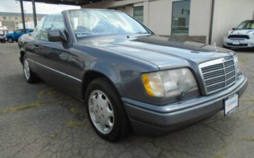 Mercedes-benz-e-class-1995-grey-8