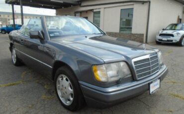 Mercedes-benz-e-class-1995-grey-9