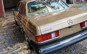Mercedes-benz-e280-1980-custom-1