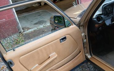 Mercedes-benz-e280-1980-custom-13