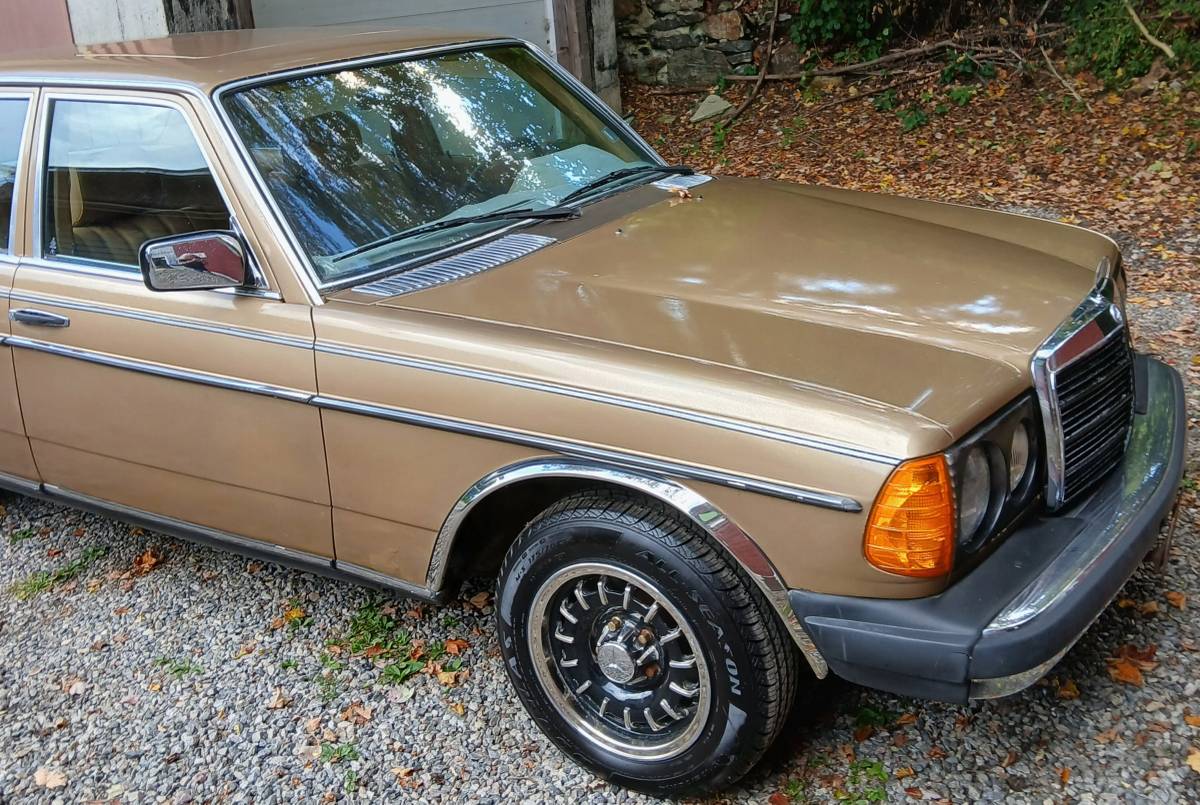Mercedes-benz-e280-1980-custom-2
