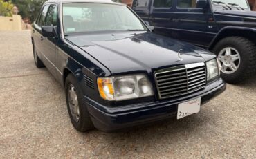 Mercedes-benz-e300-diesel-1995-blue-16