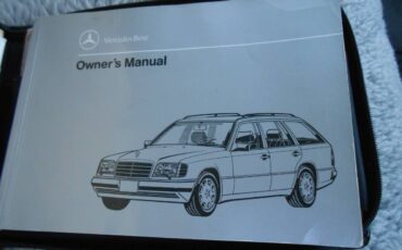 Mercedes-benz-e320-1994-white-20