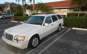 Mercedes-benz-e320-1994-white