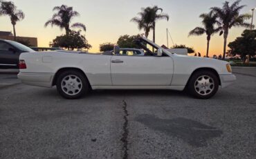 Mercedes-benz-e320-1995-1
