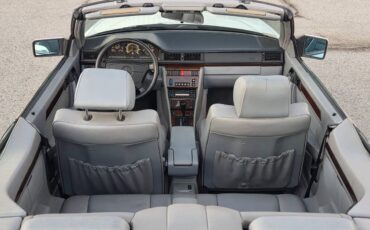 Mercedes-benz-e320-1995-10