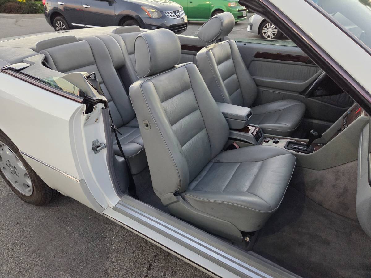 Mercedes-benz-e320-1995-13