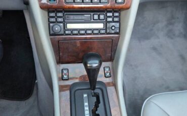 Mercedes-benz-e320-1995-22