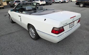 Mercedes-benz-e320-1995-9