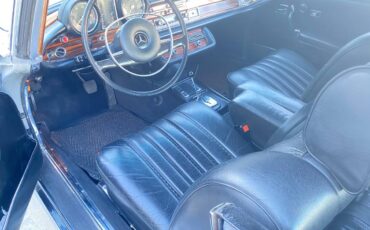 Mercedes-benz-s-class-1970-6