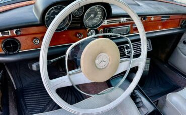 Mercedes-benz-s-class-1970-black-10