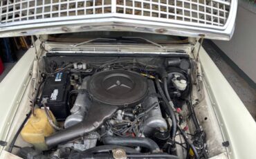 Mercedes-benz-s-class-1973-white-16