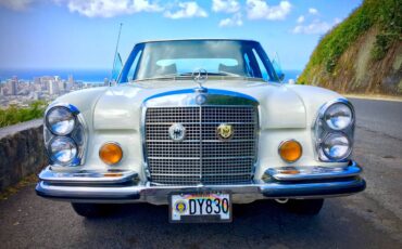 Mercedes-benz-s-class-1973-white
