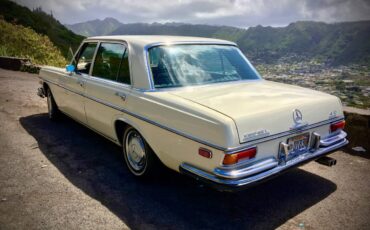 Mercedes-benz-s-class-1973-white-4