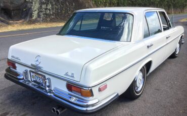 Mercedes-benz-s-class-1973-white-5