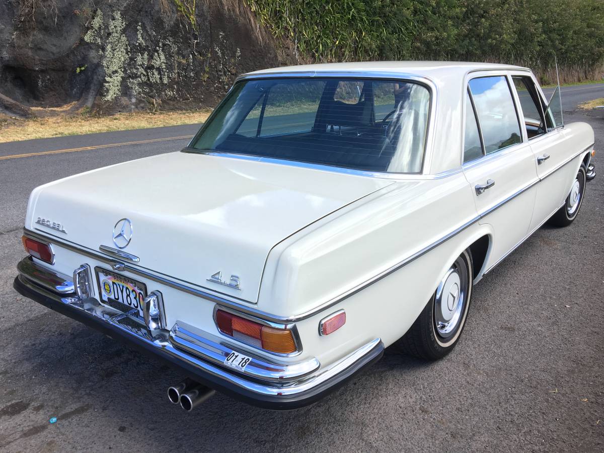 Mercedes-benz-s-class-1973-white-5