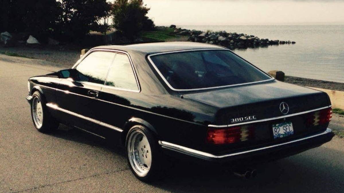 Mercedes-benz-s-class-1982-black-2