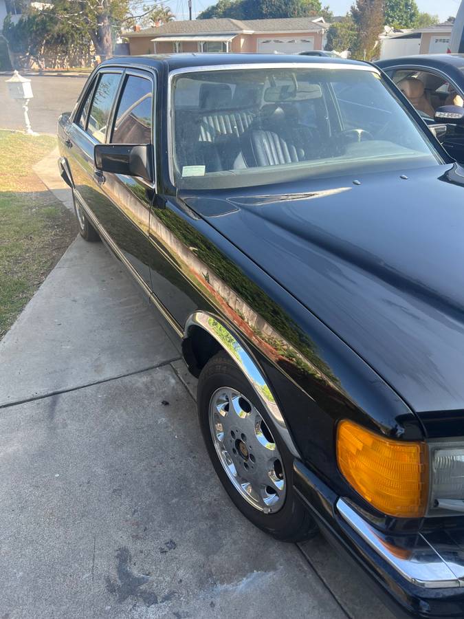 Mercedes-benz-s-class-1987-black-1