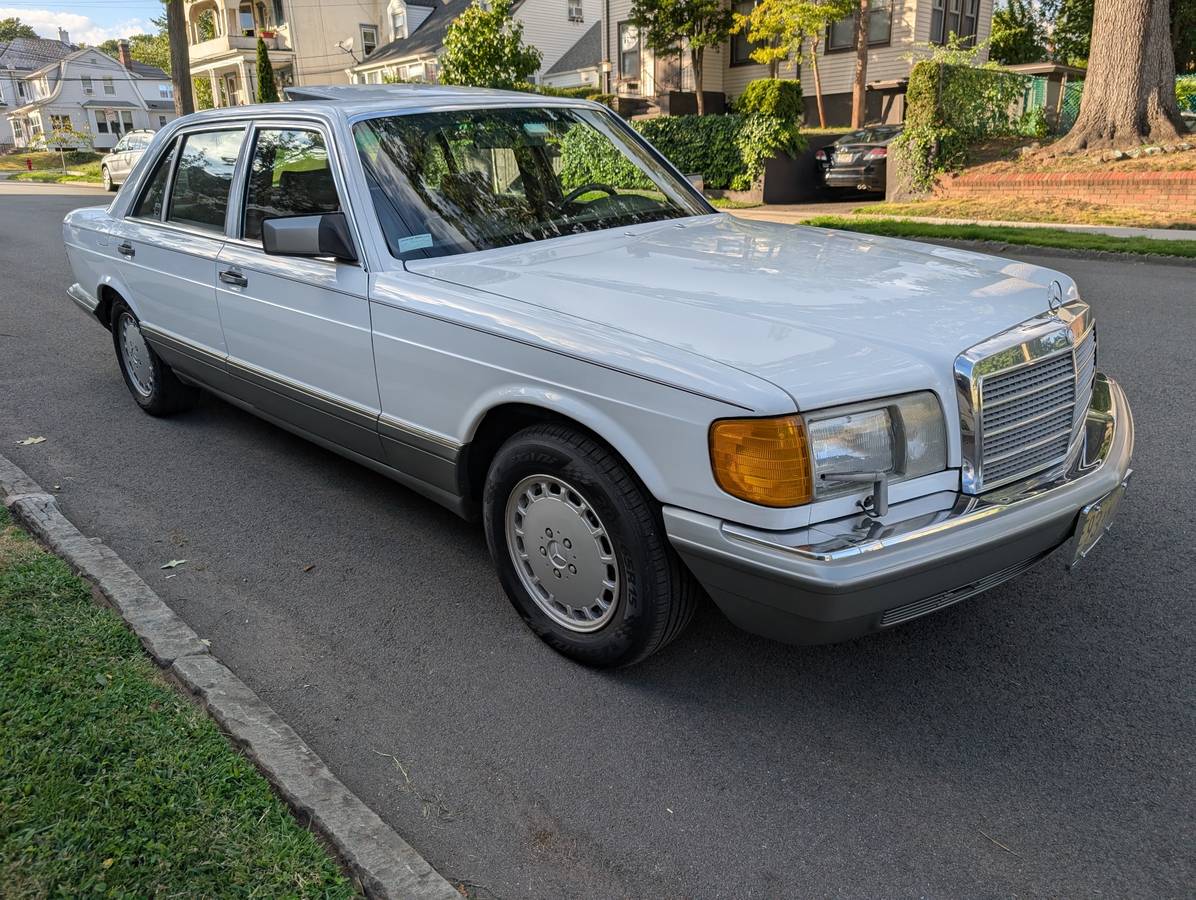 Mercedes-benz-s-class-1988-white-22