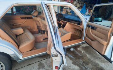 Mercedes-benz-s-class-1988-white-3