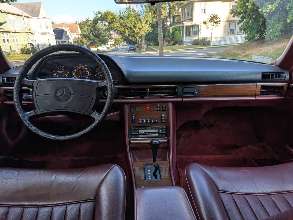 Mercedes-benz-s-class-1988-white-33