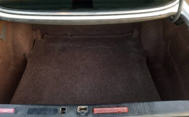 Mercedes-benz-s-class-1988-white-8