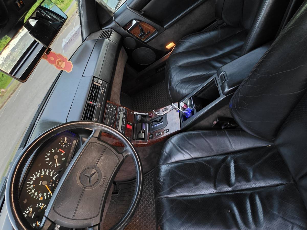 Mercedes-benz-s-class-1990-custom-9