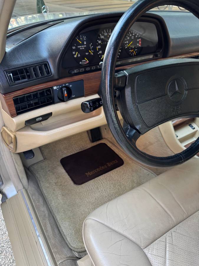 Mercedes-benz-s-class-1990-silver-2