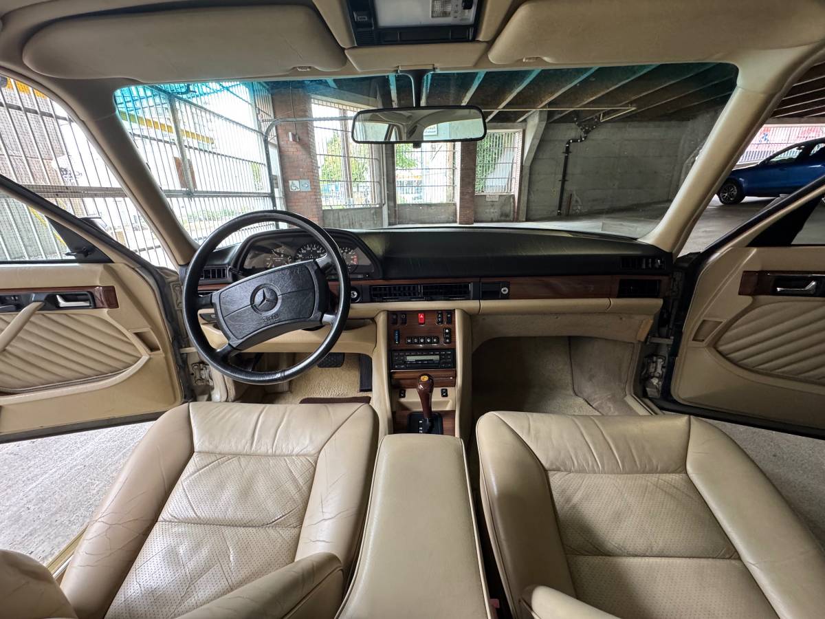 Mercedes-benz-s-class-1990-silver-6