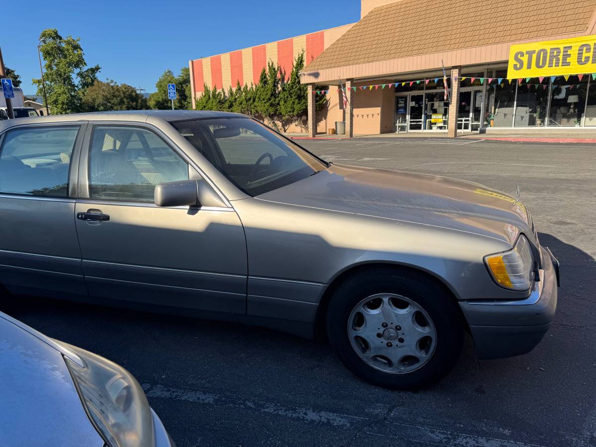 Mercedes-benz-s-class-1995-2
